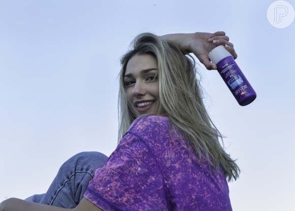 Sasha está no Brasil desde que foi anunciada garota-propaganda de uma marca de cosméticos
