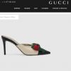 Simone, irmã de Simaria, ganhou um par de sapatos de couro da marca italiana Gucci. No site da grife, o item é vendido por R$ 2.577