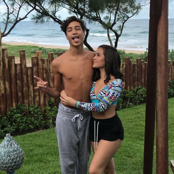 Mel Maia e o estudante Erick Andreas decidiram tornar pública a relação nas redes sociais