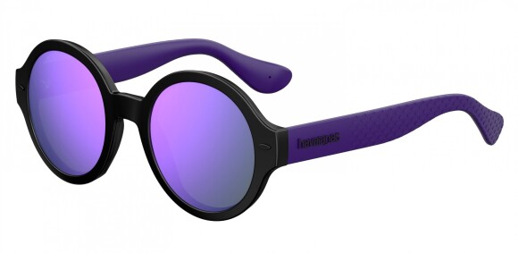 O óculos escuros é indispensável e, na havaianas, o modelo está R$279,00