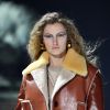 Louis Vuitton aposta na tendência dos tons terroros para desfile na Semana de Moda de Paris para o inverno 2018