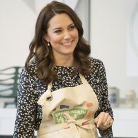 Kate Middleton prepara pizza com filhos, George e Charlotte: 'Bagunçam as mãos'