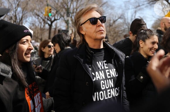 Paul McCartney também se juntou à juventude norte-americana nos protestos