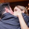 Débora Falabella trocou beijos com Murilo Benício após pré-estreia peça 'Love, Love, Love', na noite desta segunda-feira, 26 de março de 2018