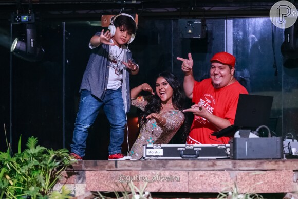 Yudhi, filho de Wesley Safadão, roubou a cena no aniversário da mãe, Mileide Mihaile