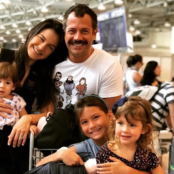 Kyra Gracie é mãe de Ayra, de 3 anos, e de Kyara, de 1 ano