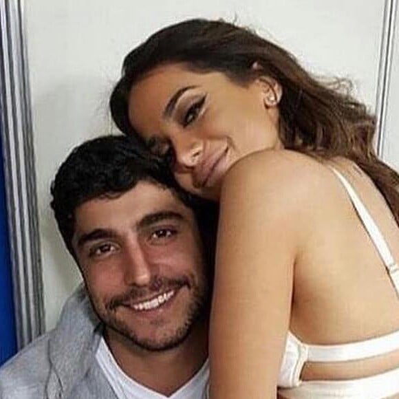 Anitta se abala com críticas, entregou o marido, Thiago Magalhães, em postagem no Instagram nesta sexta-feira, 30 de março de 2018: 'Chora, chora muito'