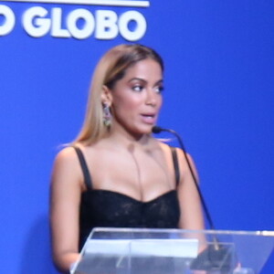 'Anitta nos representa muito bem no Brasil e no exterior', escreveu Thiago Magalhães em homenagem à mulher