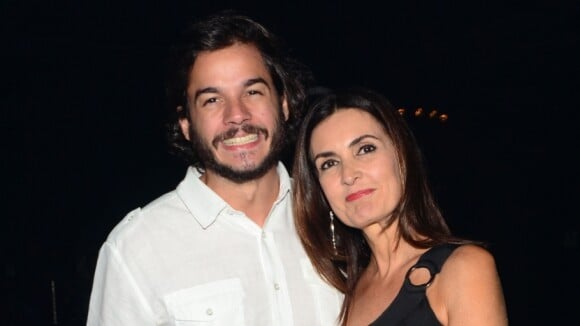 Fátima Bernardes e o namorado, Túlio Gadêlha, curtem musical no Rio