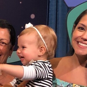 Thais Fersoza curtiu a Disney com os filhos, Melinda, de 2 anos, e Teodoro, de 8 meses