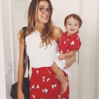 Rafa Brites combina estampa de saia com camisa do filho: 'Sua mãe é cafona'