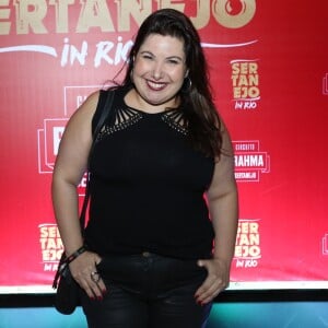 Mariana Xavier prestigiou o show de Henrique & Juliano no Km de Vantagens Hall, na Barra da Tijuca, Zona Oeste do Rio 