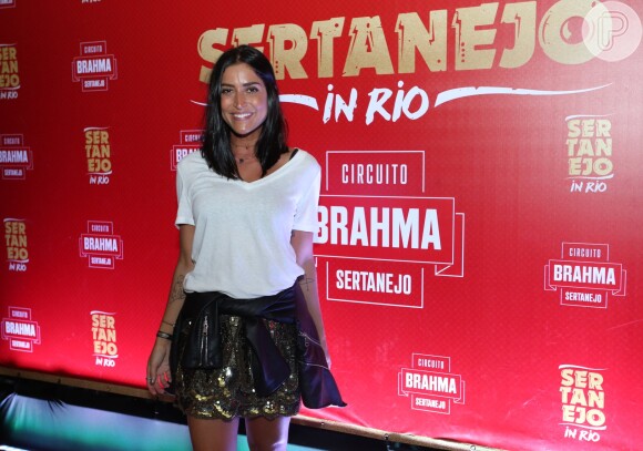 Maria Joana compareceu ao show de Henrique & Juliano no Km de Vantagens Hall, na Barra da Tijuca, Zona Oeste do Rio 