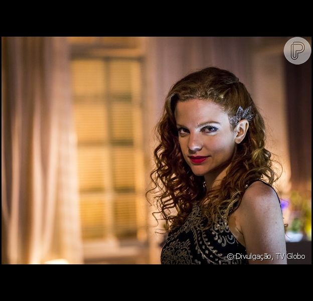 'Em Família': Vanessa agride Clara (Giovanna Antonelli ...