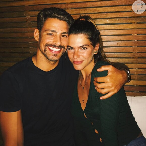 Mariana Goldfarb e Cauã Reymond têm trocado declarações de amor no Instagram