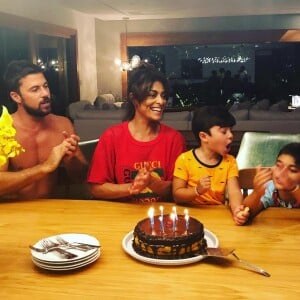 Juliana Paes é mãe de Antonio, de 4 anos, e Pedro, de 7, da união com Carlos Eduardo Baptista