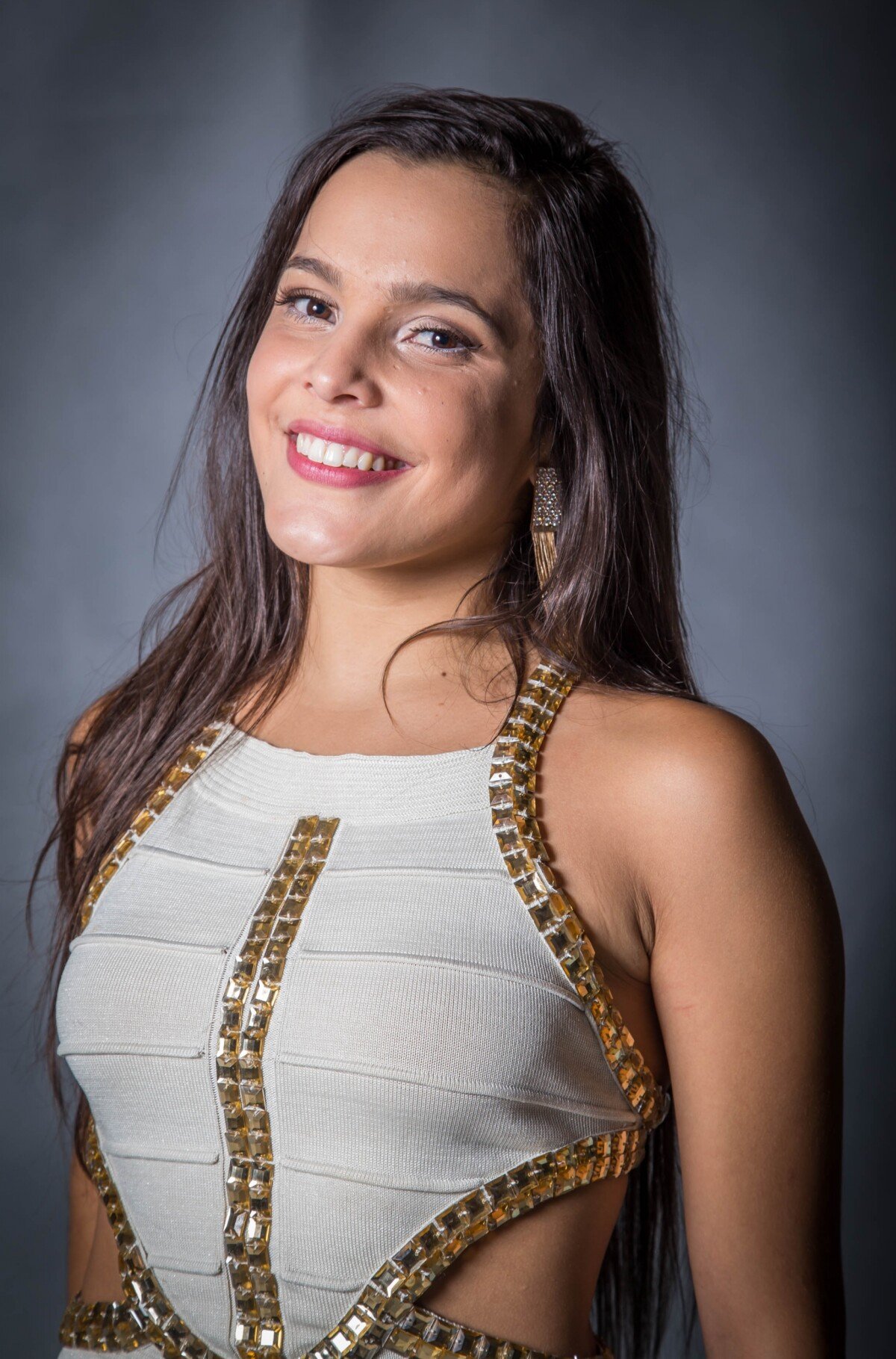 Emilly Araújo estreia quadro no TV Fama - OFuxico