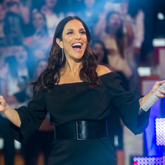 Ivete Sangalo segue firme em sua decisão de retomar a boa forma após dar à luz