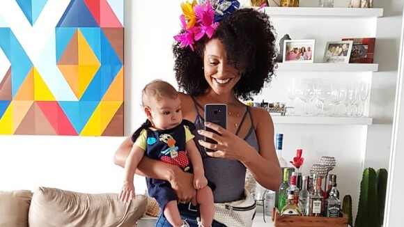 Sheron Menezzes cria Instagram para filho e não teme exposição: 'Gostam de ver'