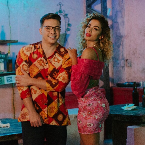 Wesley Safadão e Anitta lançaram nova parceria intitulada 'Romance com Safadeza'