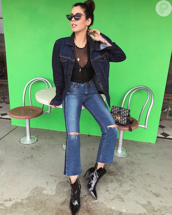 Camila Coutinho mistura suas peças favoritas em look: jeans e ankle boot