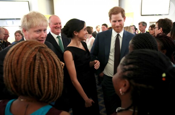 Meghan Markle acompanhou um noivo, Príncipe Harry, em evento sobre empoderamento feminino
