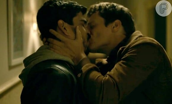 A série da HBO 'Looking' exibiu o beijo gay entre Jonathan Groff e Patrick Rrichie