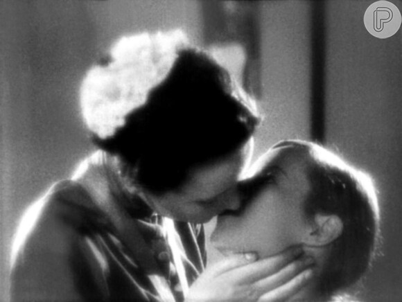 O primeiro beijo gay entre mulheres no cinema foi entre Hertha Thiele e Emilia Unda, no filme alemão 'Mädchen in Uniform' (Meninas de Uniforme), de 1931