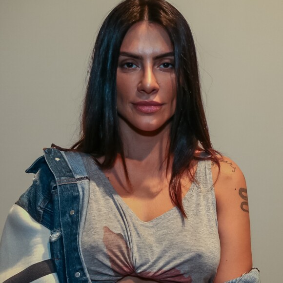 Cleo revelou que já brigou na rua por causa de um boato envolvendo a família