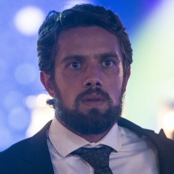 Renato (Rafael Cardoso) é assassinado na reta final da novela 'O Outro Lado do Paraíso'