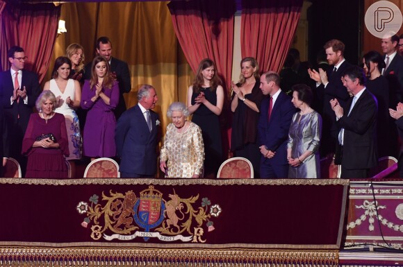 Meghan Markle participou da comitiva real no concerto especial pelo aniversário da rainha Elizabeth