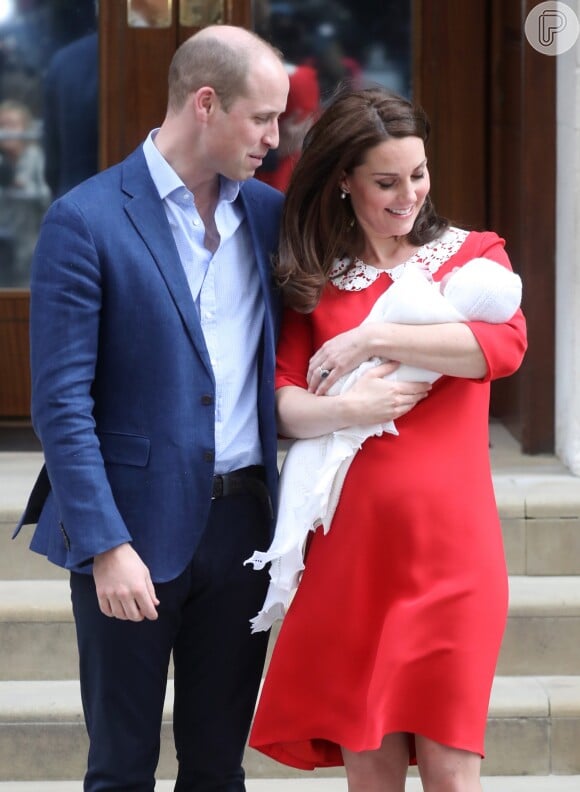 Kate Middleton deu à luz seu terceiro filho com príncipe William nasceu nesta segunda-feira, 23 de abril de 2018