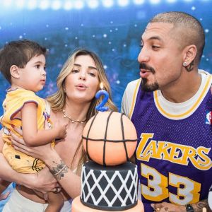 Aline Gotschalg e Fernando Medeiros curtem festa de 2 anos do filho, Lucca