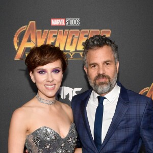 Scarlett Johansson e Mark Ruffalo na pré-estreia do filme 'Vingadores: Guerra Infinita', em Los Angeles, nos Estados Unidos, nesta segunda-feira, 23 de abril de 2018