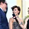 Scarlett Johansson dá entrevista para imprensa em pré-estreia de 'Vingadores'
