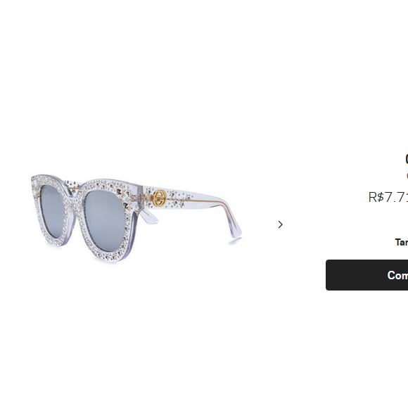 O modelo com armação transparente pode ser comprado por R$ 7.710