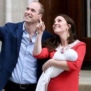 Príncipe William disse que 'em breve' todos vão saber o nome do terceiro filho com Kate Middleton