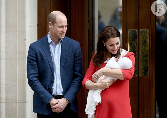 Príncipe William disse que está 'feliz' com o nascimento do terceiro filho
