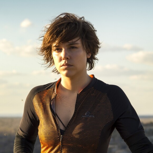 Maria (Alice Wegmann) atira, sem querer, em Joana (Maeve Jinkings) e passa a ser perseguida nos próximos capítulos da supersérie 'Onde Nascem os Fortes'. Quem antecipa é o colunista de TV Daniel Castro nesta quarta-feira, 25 de abril de 2018