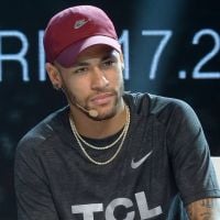 Neymar nega abertura de boate no Rio: 'Foco é defender a seleção brasileira'