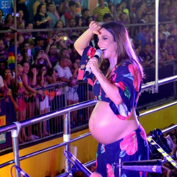 Ivete Sangalo promete fazer um carnaval fora de época em seu primeiro show após o nascimento das filhas Marina e Helena