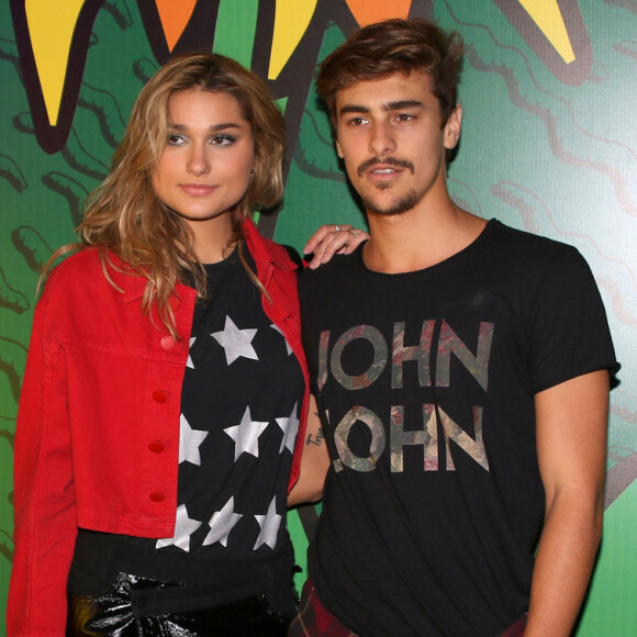 Sasha Meneghel filmou uma declaração de amor de Bruno Montaleone e mostrou em seu Instagram neste sábado, 28 de abril de 2018