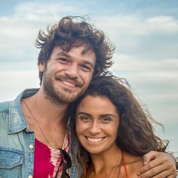 Beto Falcão (Emilio Dantas) e Luzia (Giovanna Antonelli) vivem um amor cheio de barreiras na novela 'Segundo Sol'