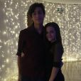 Erick Andreas comemorou 14 anos de Mel Maia com uma foto do casal na rede social