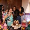 Mel Maia comemora aniversário de 14 anos com amigas no Hotel Brisa Barra, na zona oeste do Rio de Janeiro, nesta quinta-feira, 3 de maio de 2018