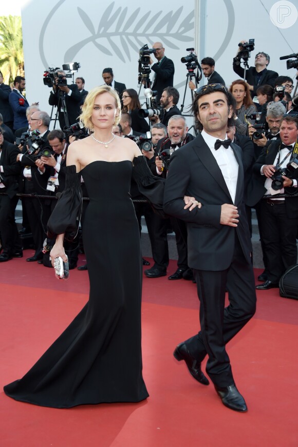 O vestido da atriz alemã Diane Kruger em Cannes 2017 foi assinado pelo designer nova-iorquino Jonathan Simkhai