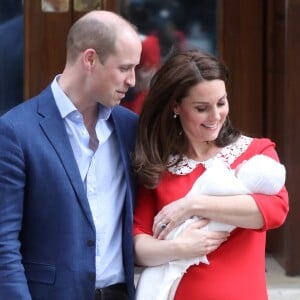 Kate Middleton é capricorniana e mãe de George, de 4 anos, Charlotte, de 3 anos e Louis