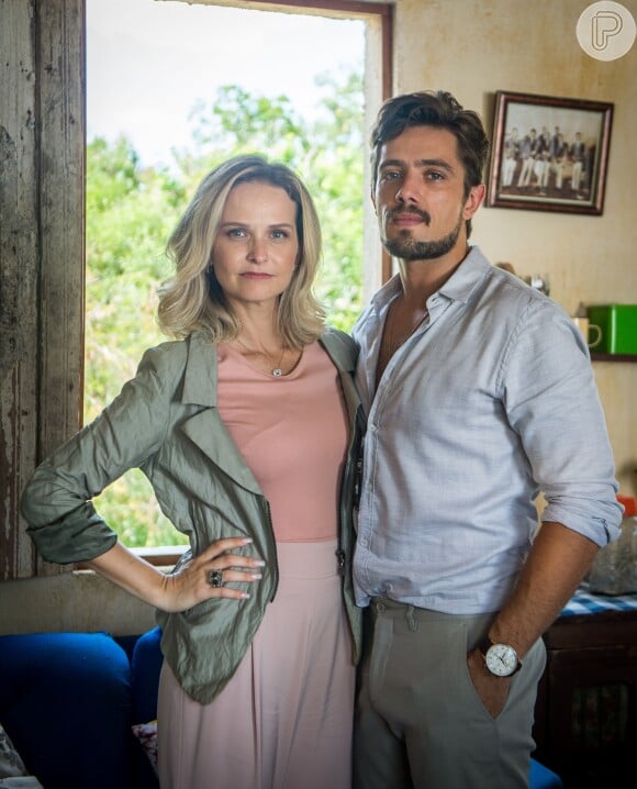 Renato (Rafael Cardoso) tem a ajuda de Fabiana (Fernanda Rodrigues) para sequestras Tomaz (Vitor Figueiredo) e mantê-lo em cativeiro junto de Juvenal (Anderson Di Rizzi), na novela 'O Outro Lado do Paraíso'