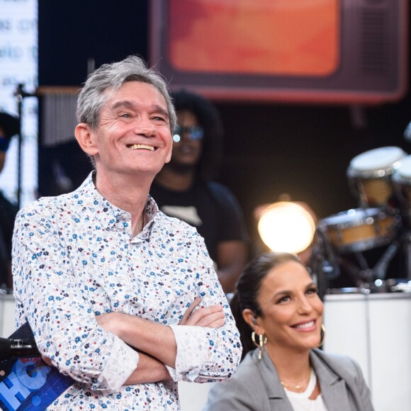 Sabrina foi lembrada por Serginho Groisman: 'Eu queria aproveitar aqui e mandar um beijo para nossa amiga Sabrina Sato, que espera um bebê. Boa gestação para você!'