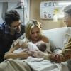 Adnéia (Ana Lúcia Torre) conta que acreditou que o filho pudesse voltar a ficar com Suzy (Ellen Rocche) após o nascimento da filha